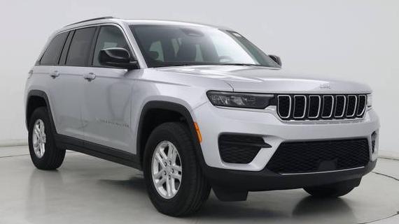 JEEP GRAND CHEROKEE 2024 1C4RJGAG2RC158960 image